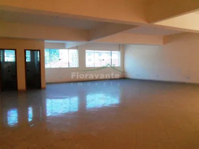 Imóvel Comercial à venda, 900m² no Centro, Santos