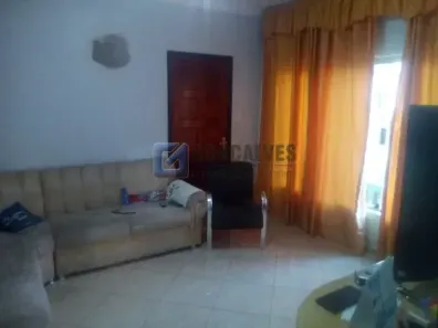 Casa com 2 Quartos à venda, 199m² no Jardim do Estádio, Santo André