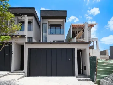 Casa de Condomínio com 3 Quartos à venda, 170m² no Villas do Jaguari, Santana de Parnaíba