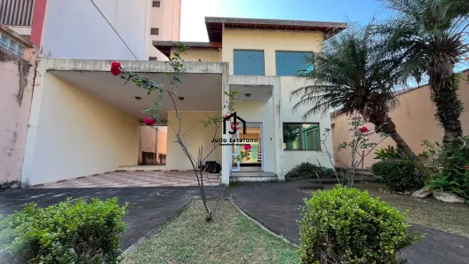 Sobrado com 3 Quartos à venda, 274m² no Centro, Taubaté