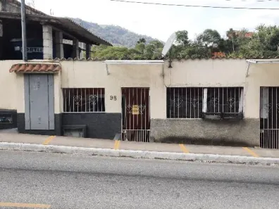 Casa com 1 Quarto à venda, 168m² no Riograndina, Nova Friburgo