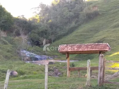 Fazenda/Sítio com 3 Quartos à venda, 120m² no Macacos, Silveiras