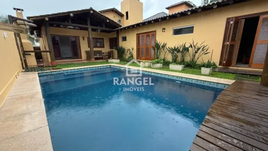 Casa de Condomínio com 4 Quartos para alugar, 360m² no Vargem Grande, Rio de Janeiro
