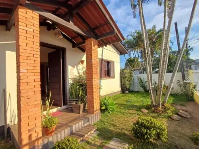 Casa com 2 Quartos à venda, 100m² no Coloninha, Araranguá