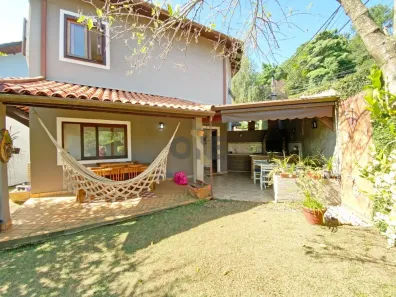 Casa de Condomínio com 3 Quartos à venda, 130m² no Jardim Ana Estela, Carapicuíba