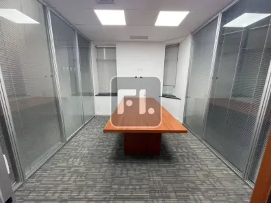 Sala Comercial para alugar, 142m² no Itaim Bibi, São Paulo