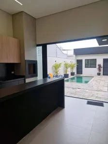 Casa com 3 Quartos à venda, 213m² no Jardim Itália, Maringá