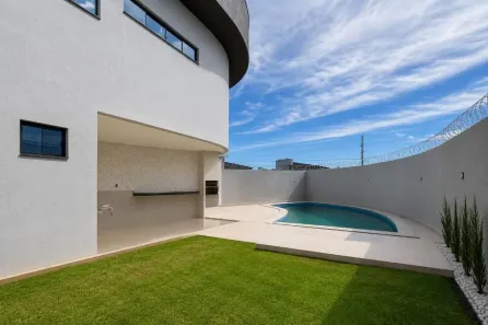 Sobrado com 3 Quartos à venda, 204m² no Residencial Canadá, Goiânia
