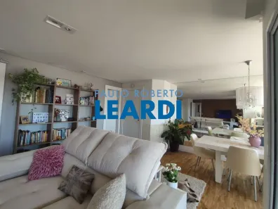 Apartamento com 2 Quartos à venda, 276m² no Vila Ipojuca, São Paulo