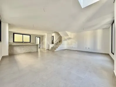 Casa com 3 Quartos à venda, 135m² no Planalto, Belo Horizonte