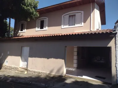 Sobrado com 3 Quartos à venda, 132m² no Vila Tatetuba, São José dos Campos