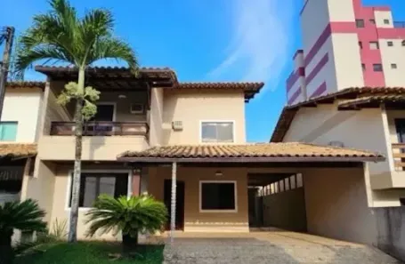 Casa de Condomínio com 4 Quartos à venda, 233m² no Riviera Fluminense, Macaé