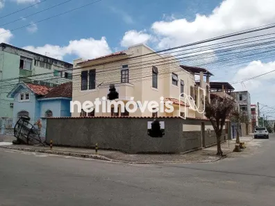 Casa com 4 Quartos à venda, 227m² no Monte Serrat, Salvador