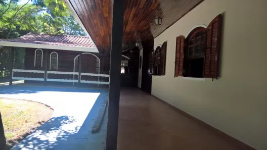 Fazenda/Sítio com 4 Quartos à venda, 300m² no Curral, Ibiúna