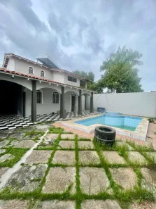 Sobrado com 3 Quartos para alugar, 220m² no Colônia Santo Antônio, Manaus