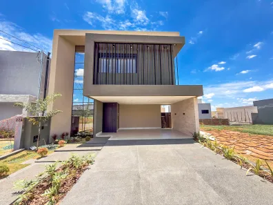 Sobrado com 4 Quartos à venda, 274m² no Jardins Capri, Senador Canedo