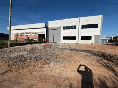 Galpão/Depósito/Armazém para alugar, 600m² no Monte Belo, Gravataí