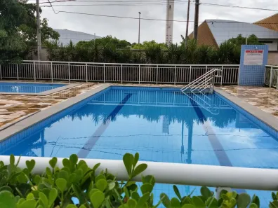 Apartamento com 2 Quartos para alugar, 55m² no Jóquei Clube, Fortaleza