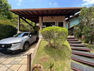Casa com 3 Quartos à venda, 150m² no Pimenteiras, Teresópolis