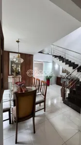Casa de Condomínio com 4 Quartos à venda, 394m² no Tocantins, Uberlândia