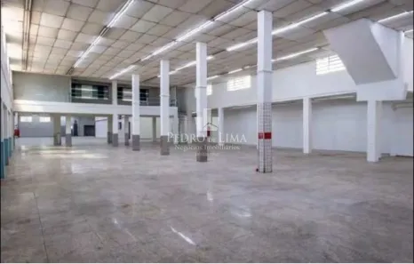 Sala Comercial para alugar, 2995m² no Vila Paranaguá, São Paulo