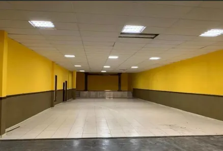 Ponto Comercial para venda ou aluguel, 900m² no Centro, Macaé