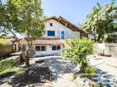 Sobrado com 5 Quartos à venda, 234m² no Centro, Balneário Barra do Sul