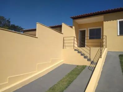 Casa com 3 Quartos à venda, 240m² no Floresta Encantada, Esmeraldas