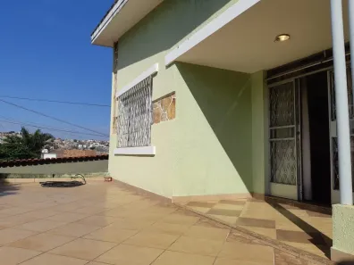Casa com 3 Quartos à venda, 240m² no Barreiro, Belo Horizonte