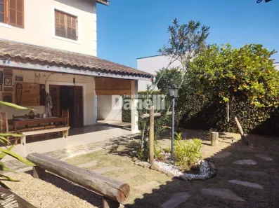 Casa de Condomínio com 3 Quartos à venda, 198m² no Piracangaguá, Taubaté