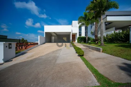 Casa de Condomínio com 3 Quartos à venda, 350m² no Paisagem Renoir, Cotia