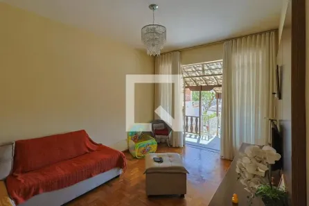Casa com 4 Quartos à venda, 230m² no Concórdia, Belo Horizonte