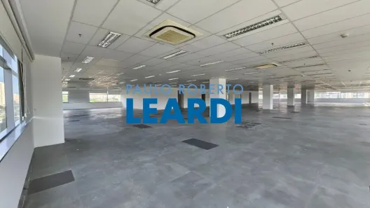 Sala Comercial para alugar, 1430m² no Lapa de Baixo, São Paulo