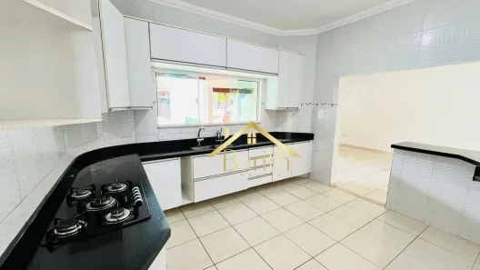 Casa de Condomínio com 3 Quartos para alugar, 250m² no Chácaras Reunidas Brasil, Taubaté