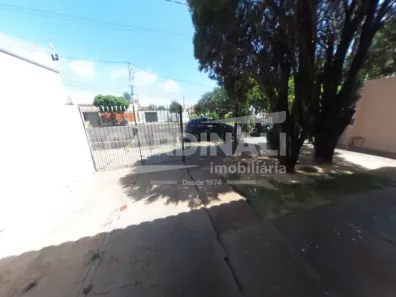 Casa com 3 Quartos para alugar, 189m² no Jardim Imperador, Araraquara