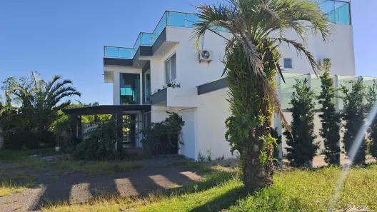 Casa com 3 Quartos à venda, 300m² no Courhasa, Imbé