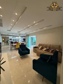 Casa com 4 Quartos à venda, 340m² no Meia Praia, Navegantes