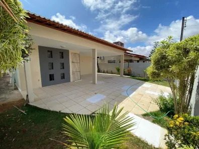 Casa com 3 Quartos à venda, 200m² no Nova Descoberta, Natal