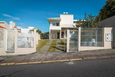 Imóvel Comercial com 3 Quartos para alugar, 174m² no Coqueiros, Florianópolis