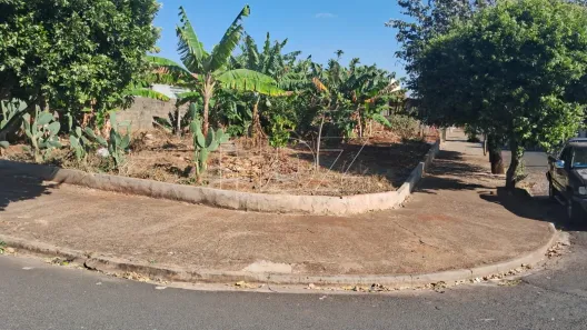 Lote/Terreno à venda, 300m² no Jardim Eliana, Araraquara