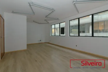 Sala Comercial à venda, 30m² no Moinhos de Vento, Porto Alegre