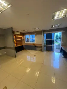 Sala Comercial à venda, 95m² no Vila Hamburguesa, São Paulo