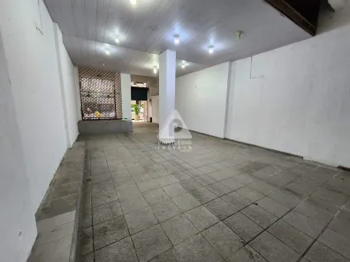 Ponto Comercial à venda, 110m² no Leme, Rio de Janeiro