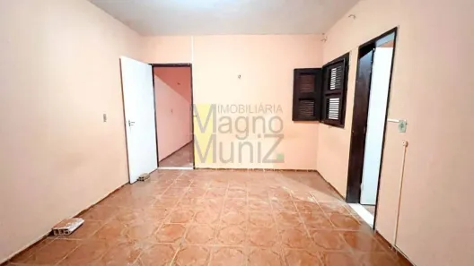 Casa com 1 Quarto para alugar, 80m² no Centro, Fortaleza