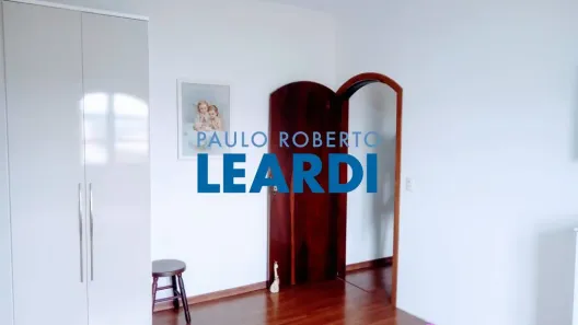 Sobrado com 3 Quartos à venda, 202m² no Vila Humaitá, Santo André