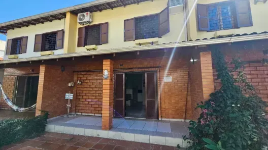 Sobrado com 3 Quartos à venda, 110m² no Caioba, Matinhos