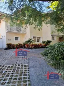 Sobrado com 3 Quartos à venda, 109m² no Umuarama, Osasco
