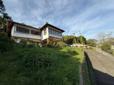 Casa com 4 Quartos à venda, 149m² no Várzea, Teresópolis