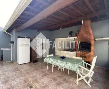 Casa com 3 Quartos para alugar, 131m² no Vila Lemos, Campinas