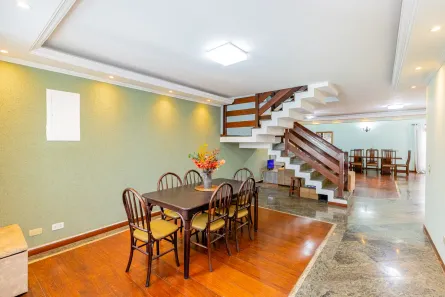 Sobrado com 4 Quartos à venda, 276m² no Vila Anhangüera, São Paulo
